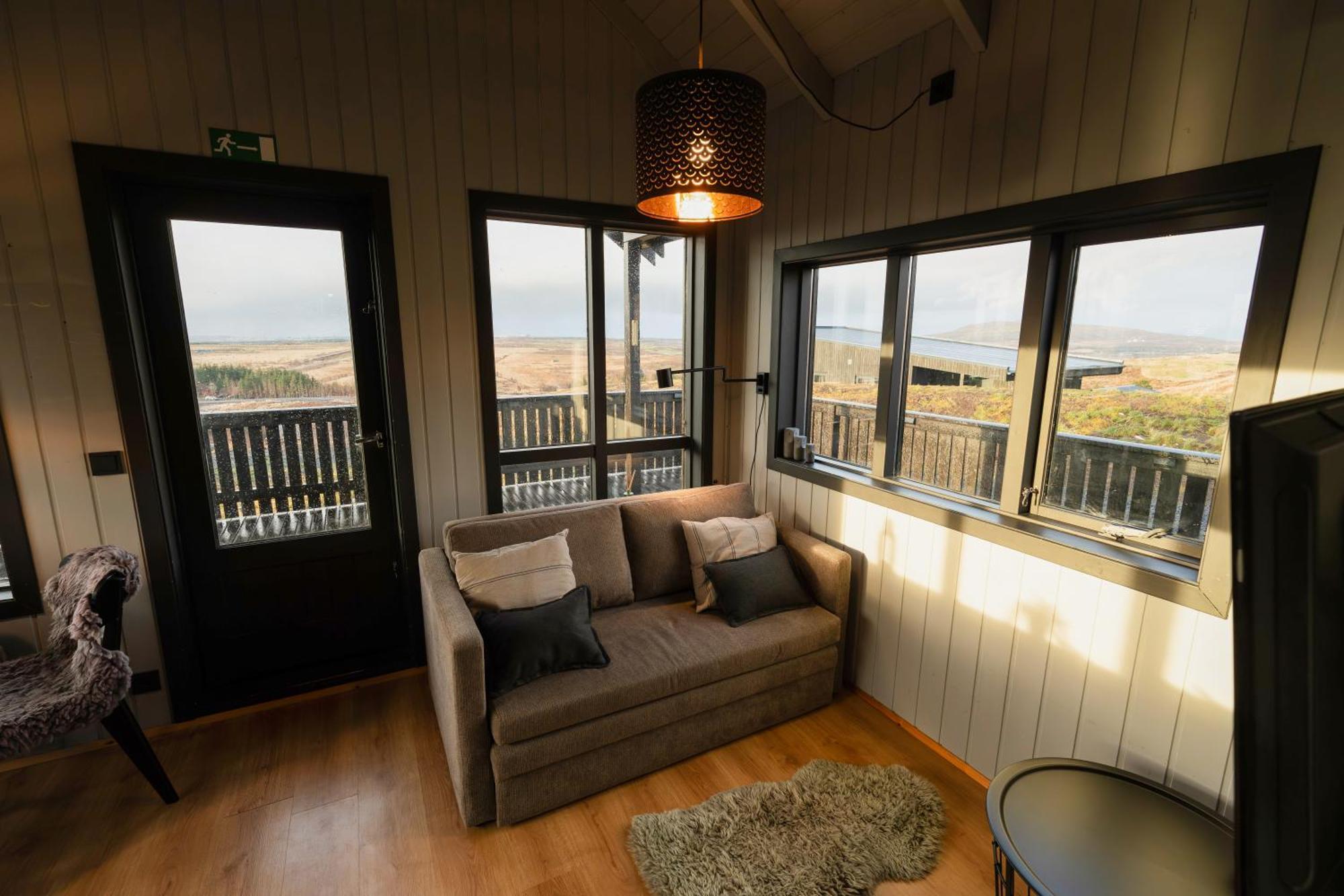 Cozy Cabin Near Golden Circle With Panoramic Views Mosfellsbaer Exterior foto